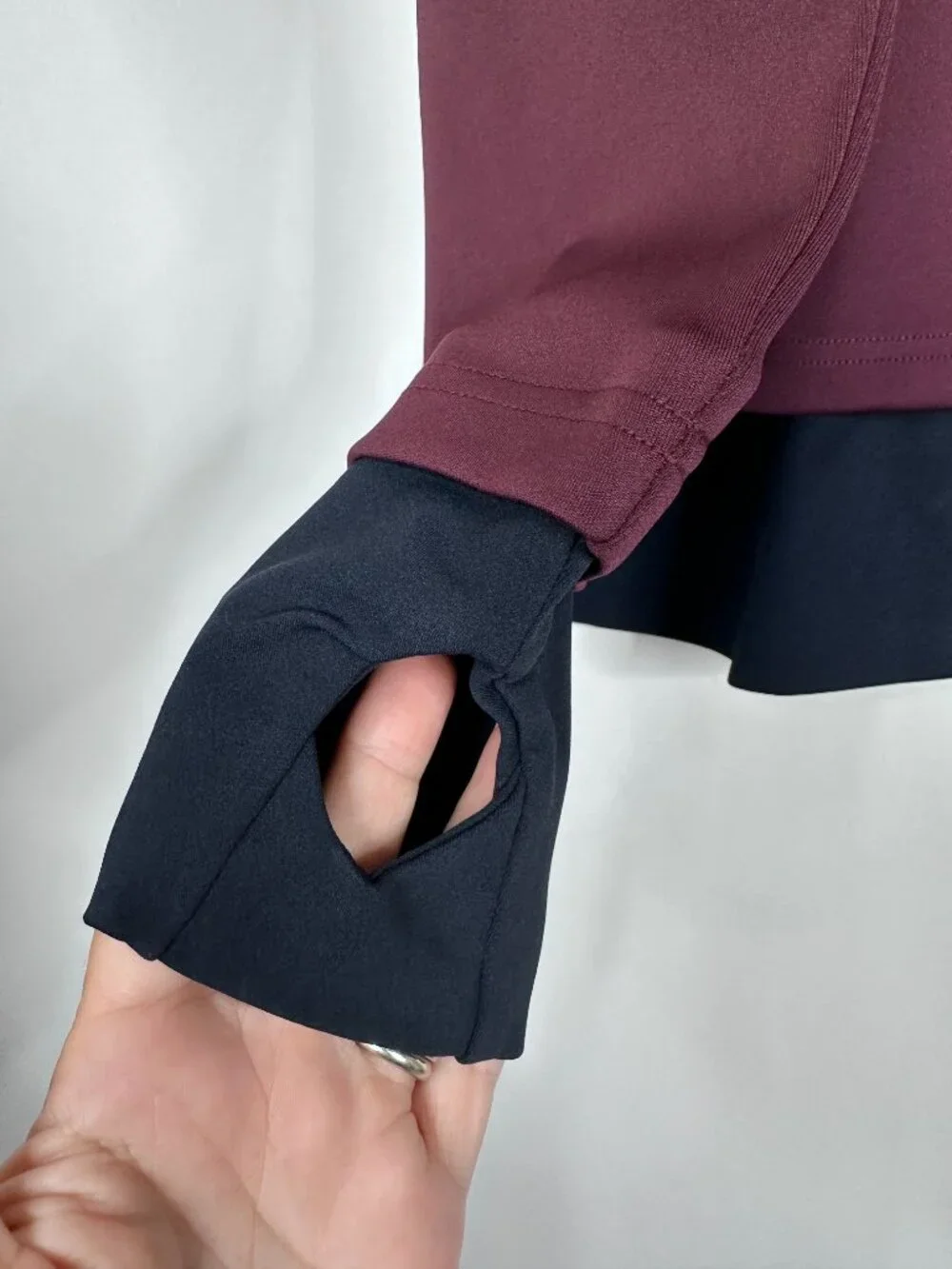 NWT Endeavor DRYFORCE® Double Layer Hoodie Jacket Plum Wine Small